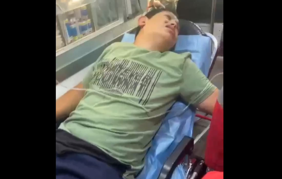 فيديو.. إصابة مواطن من ذوي الاحتياجات الخاصة برصاص الاحتلال في الخليل