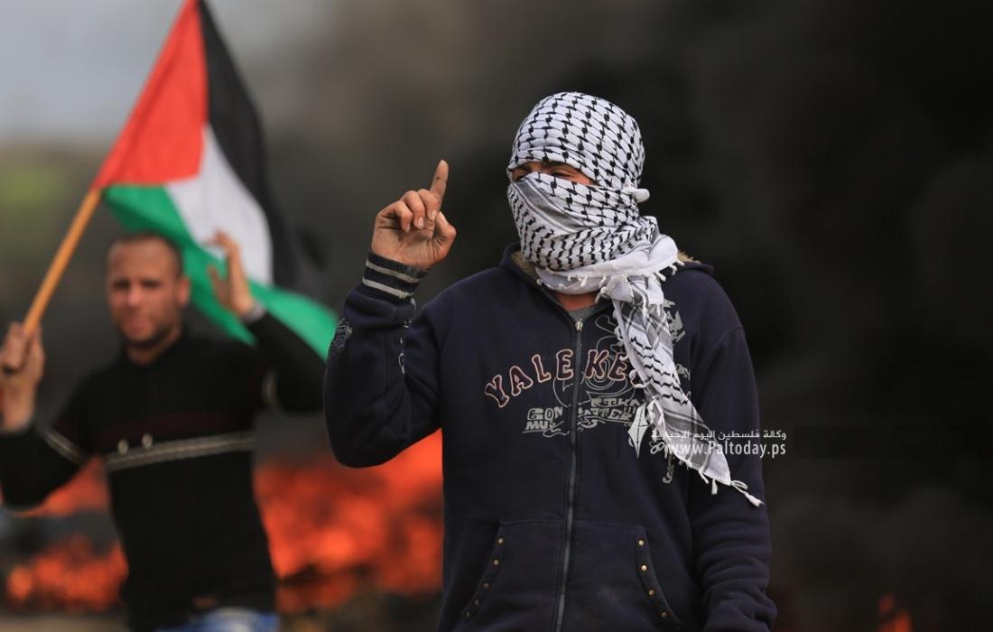 اطارات  ومواجهات على حدود غزة (29).JPG