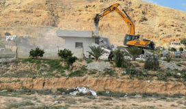 قوات الاحتلال تهدم منزلاً في قرية النويعمة شمال أريحا