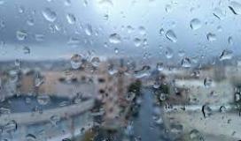 تساقط أمطار غزيرة في منطقة الخان الأحمر شرقي مدينة القدس