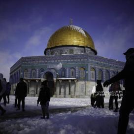 بالصور: القدس تكتسي بالثوب الأبيض‎‎.