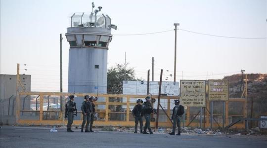 نادي الأسير: الاحتلال يلغي الزيارات المقررة غدًا في سجن (عوفر)
