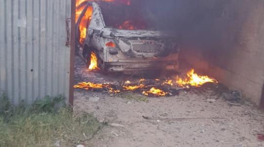 قصف سيارة مدنية