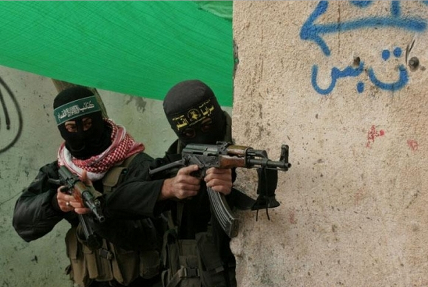 ХАМАС чеченец. ХАМАС надпись на бронежилете. Al Qassam Soldiers.